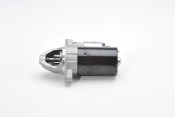 BOSCH Starter motor MERCEDES BENZ W203, W204